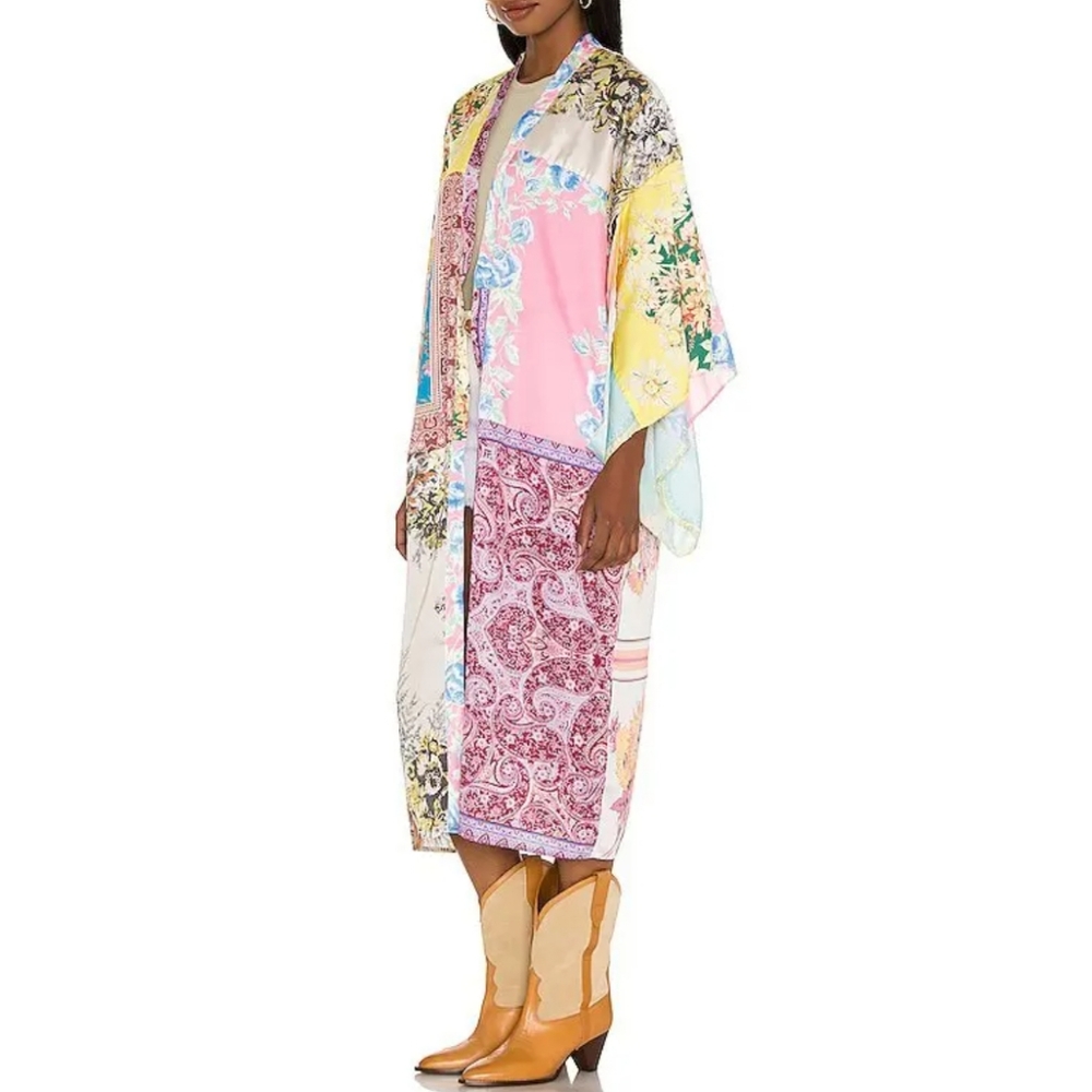 Free People Patched With Love Robe Kimono Mixed Floral Magic Combo Color M/L NWT - Picture 11 of 15